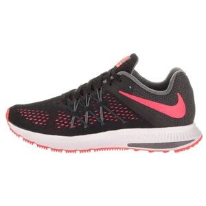 Nike | Black & Pink Zoom Winflo 3 Running Shoes 10